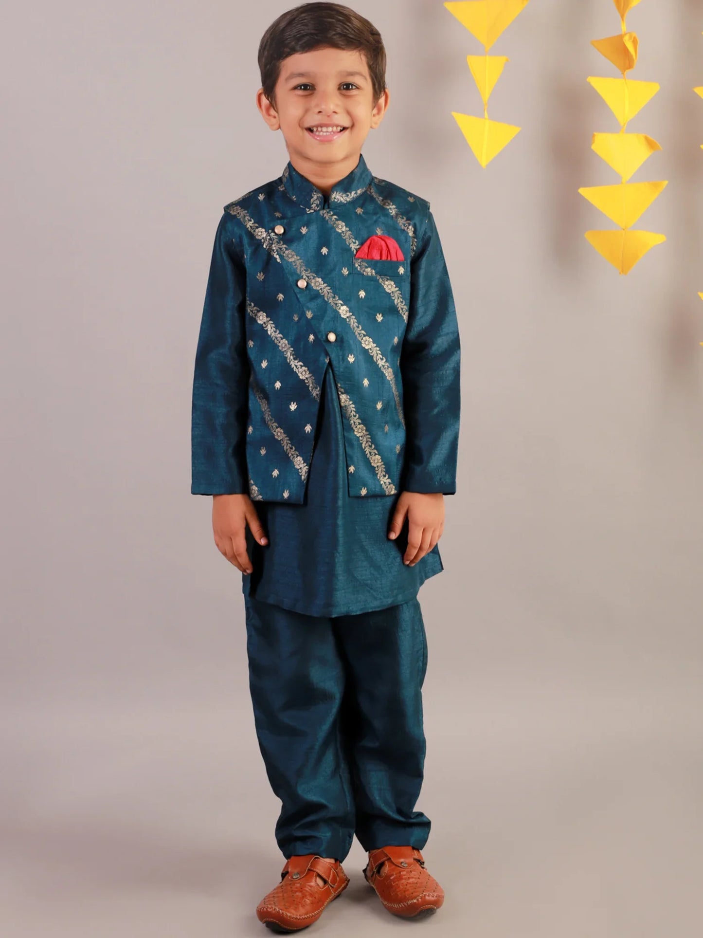 Boys jamavar printed kurt pyjama with jacket set