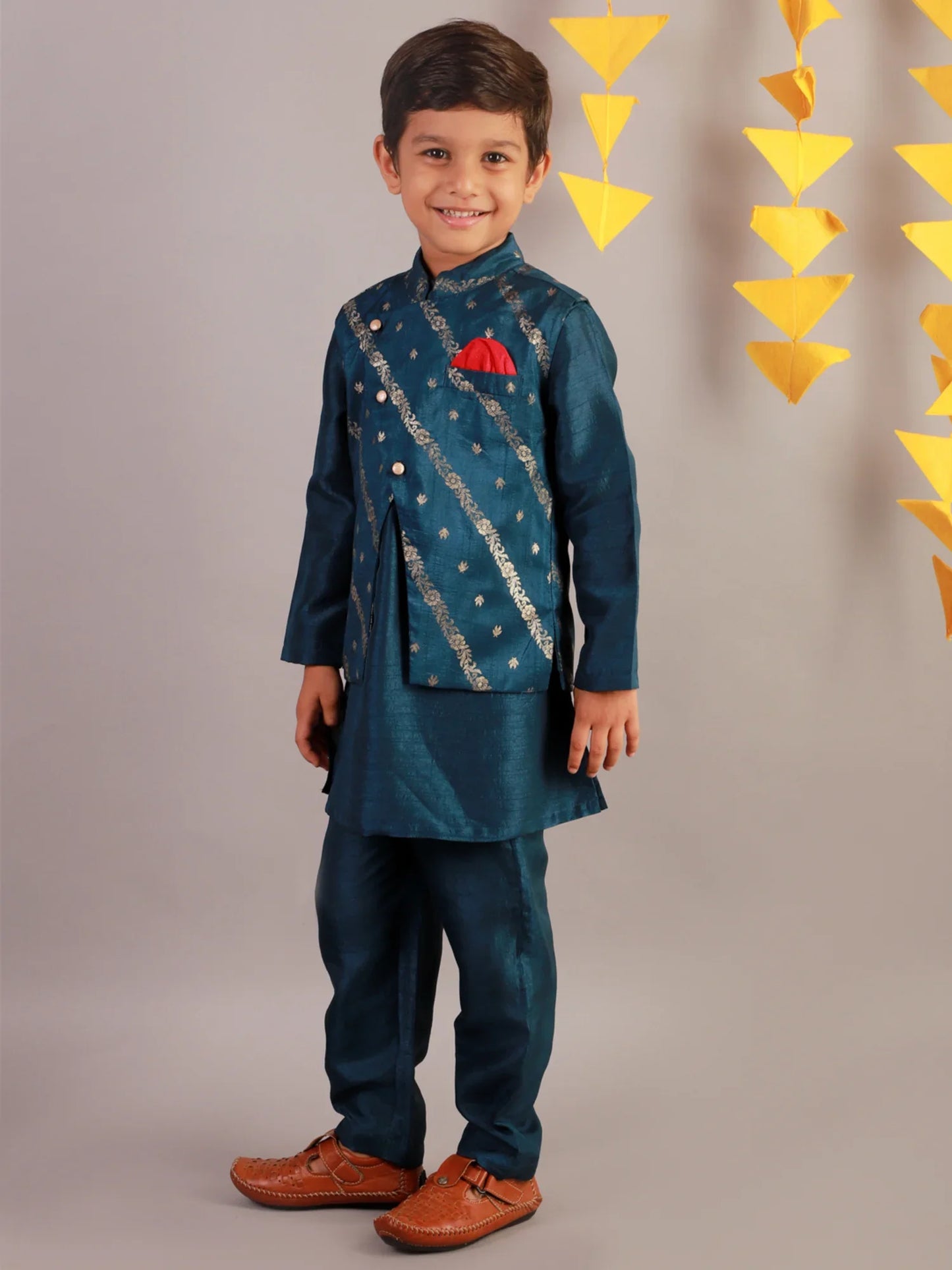 Boys jamavar printed kurt pyjama with jacket set