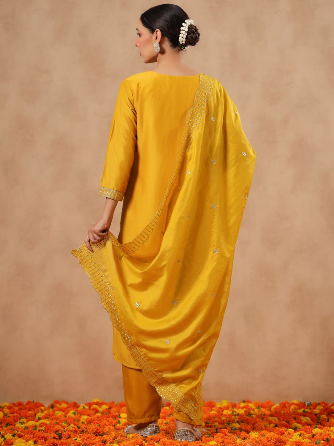 Dhiyona IS Women's Ethnic Motifs Embroidered Sequinned Straight Kurta & Trousers With Dupatta