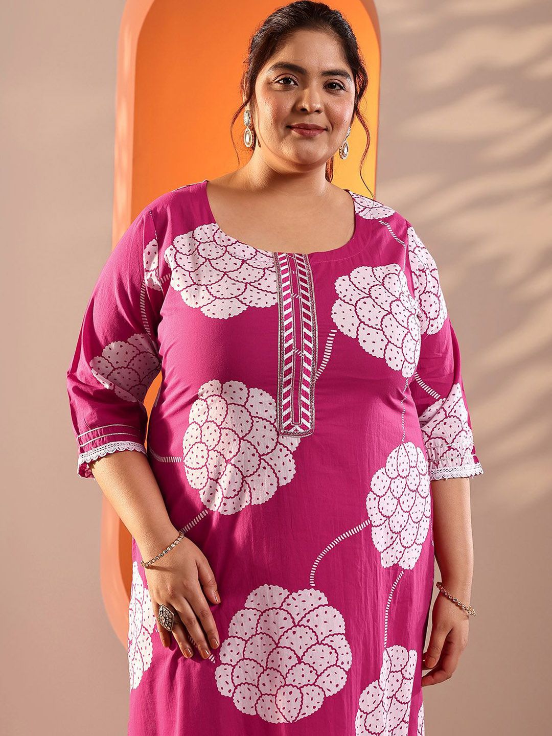 Dhiyona Women's Plus Size Floral Printed Regular Kurta with Trousers & Dupatta