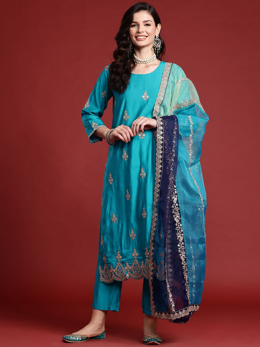 Dhiyona IE Ethnic Motifs Embroidered Sequinned Kurta With Trousers & Dupatta