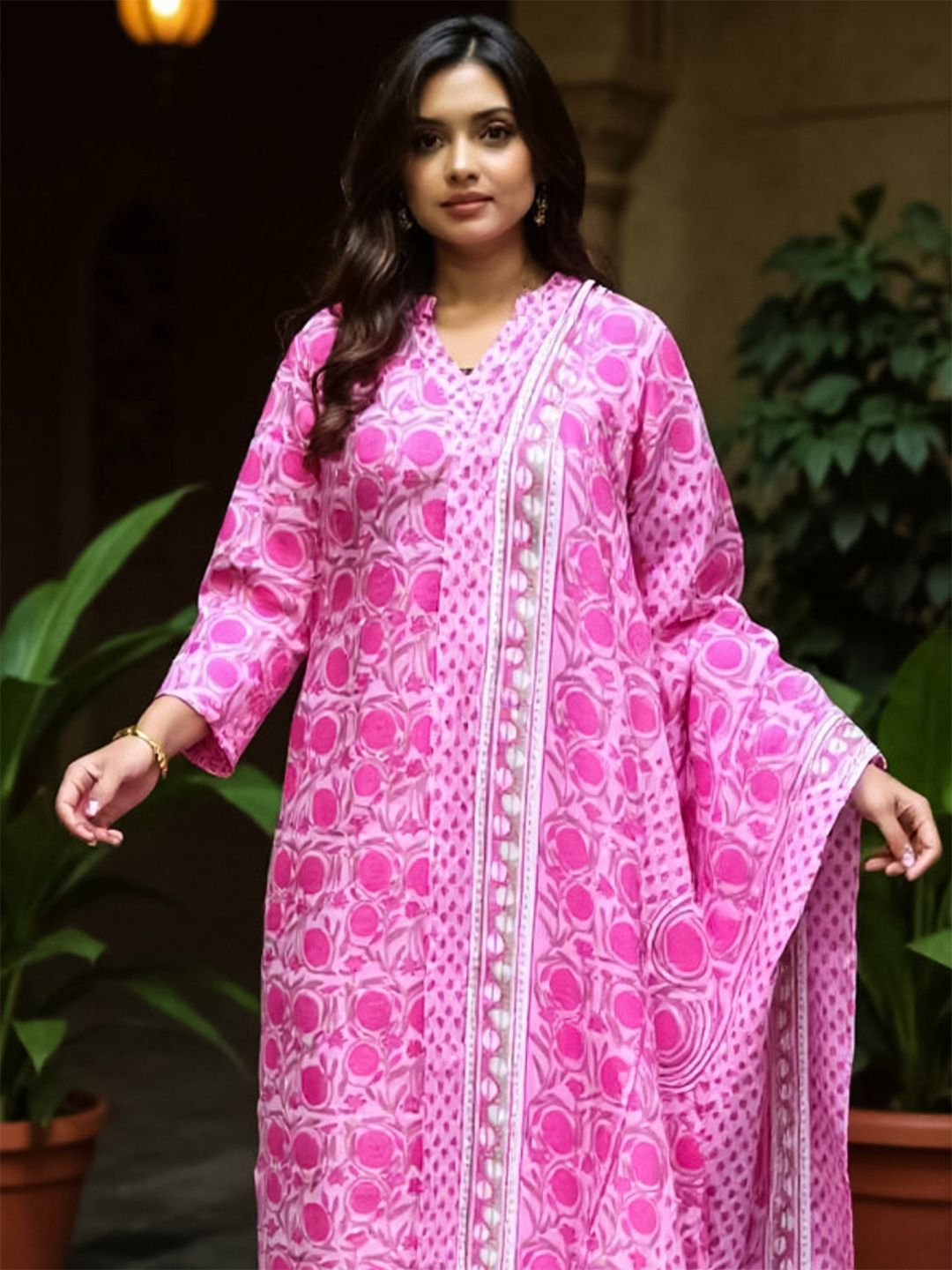 Dhiyona IE Women Floral Printed Cotton Kurta with Trousers & Dupatta