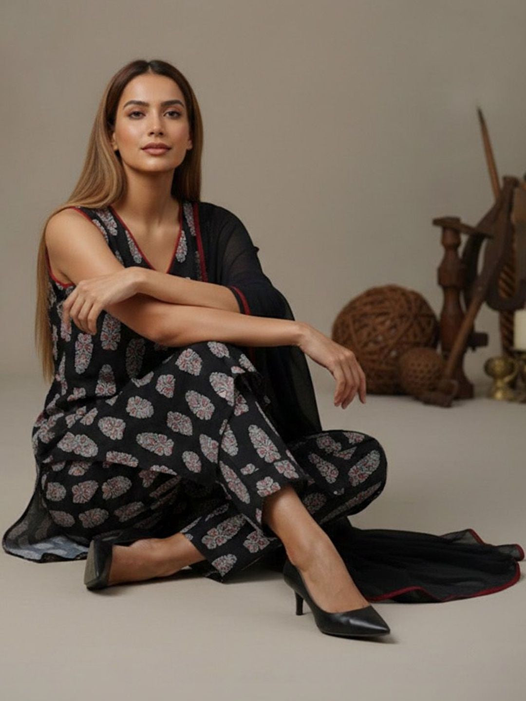 Printed Pure Cotton Round Neck Straight Kurta & Trousers With Dupatta