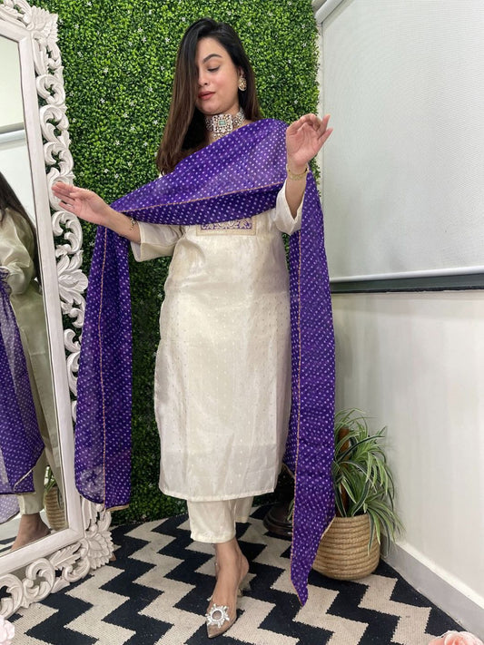 Dhiyona KL Women Floral Embroidered Regular Thread Work Kurta with Trousers & With Dupatta