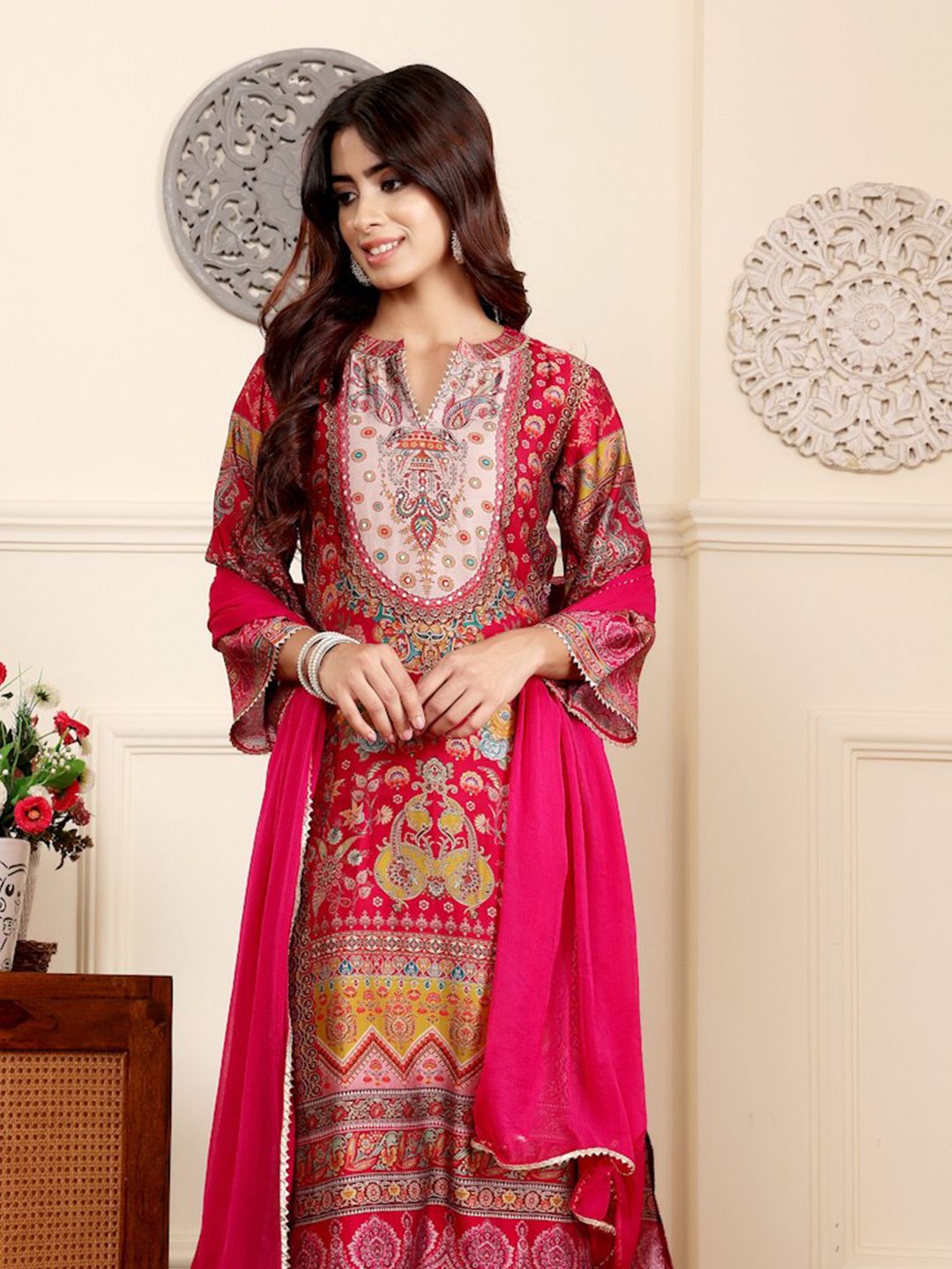 Fuchsia Ethnic Motifs Printed Gotta Patti Chanderi Silk Kurta With Trousers And Dupatta