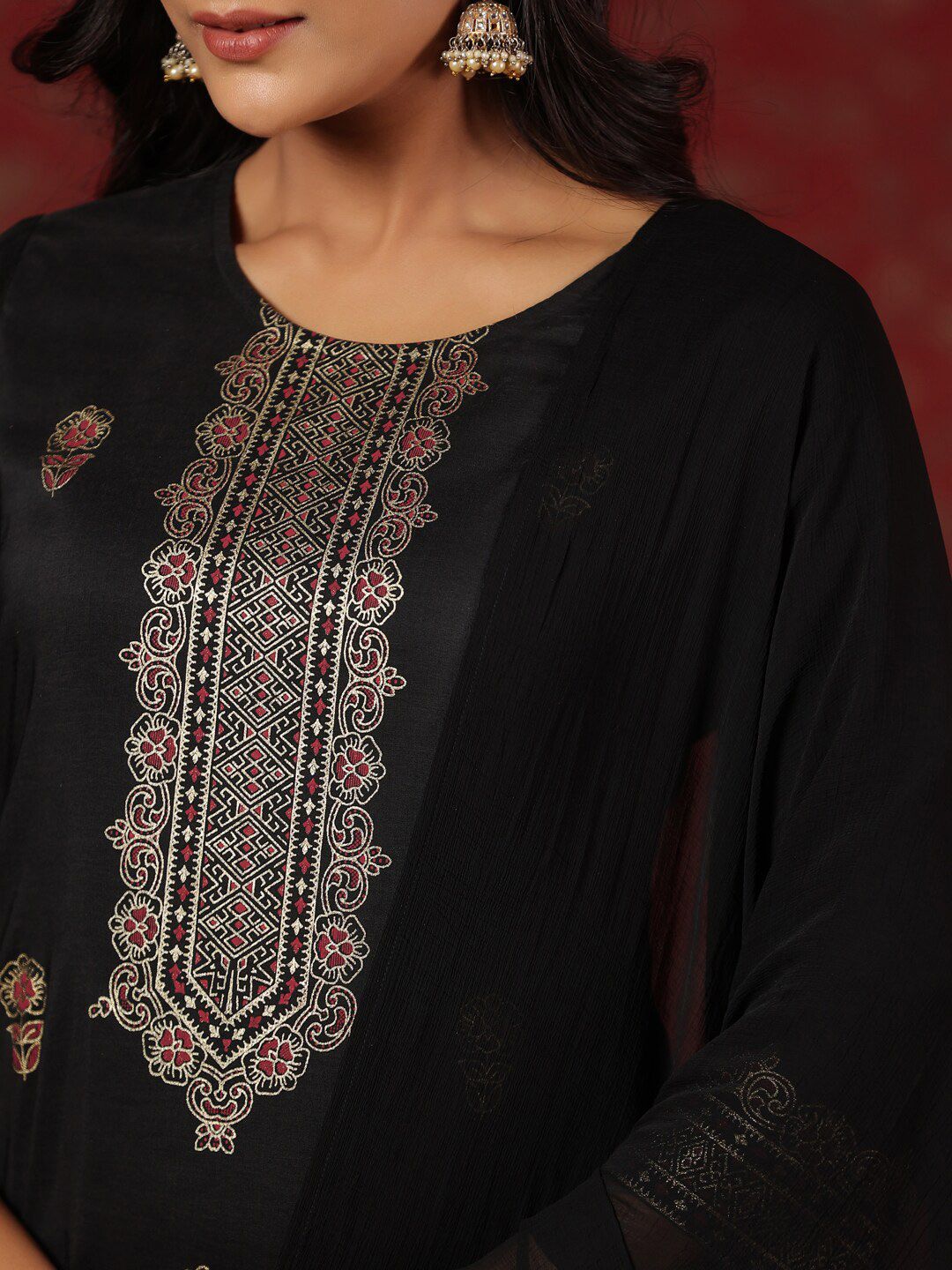 Dhiyona IS Women's Black Ethnic Motifs Printed Straight Kurta & Trouser With Dupatta