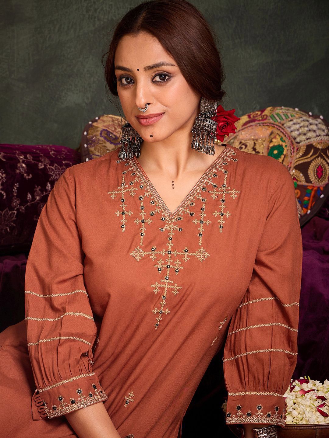 Floral Yoke Design V-Neck Thread Work A-Line Kurta With Palazzos