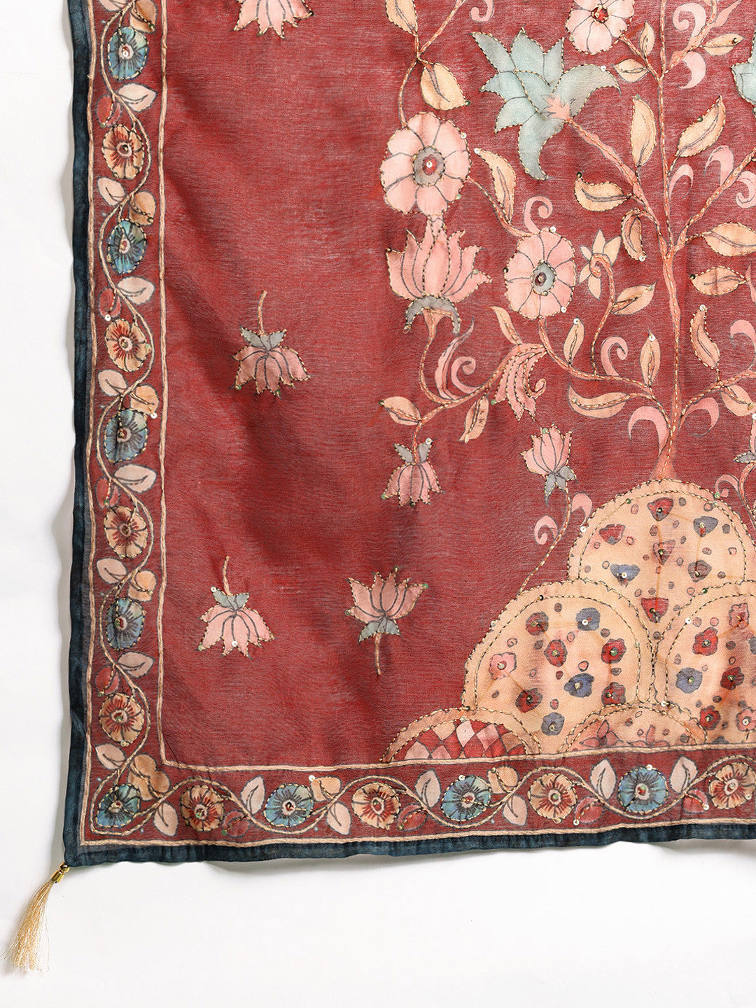 Ethnic Motifs Embroidered Thread Work Chanderi Silk Kurta With Trousers & Dupatta