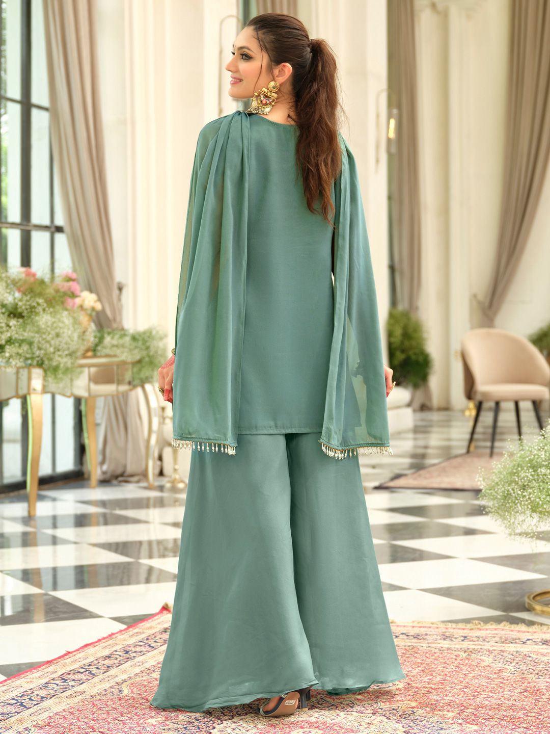 Women Floral Embroidered Regular Thread Work Kurta with Palazzos & Dupatta