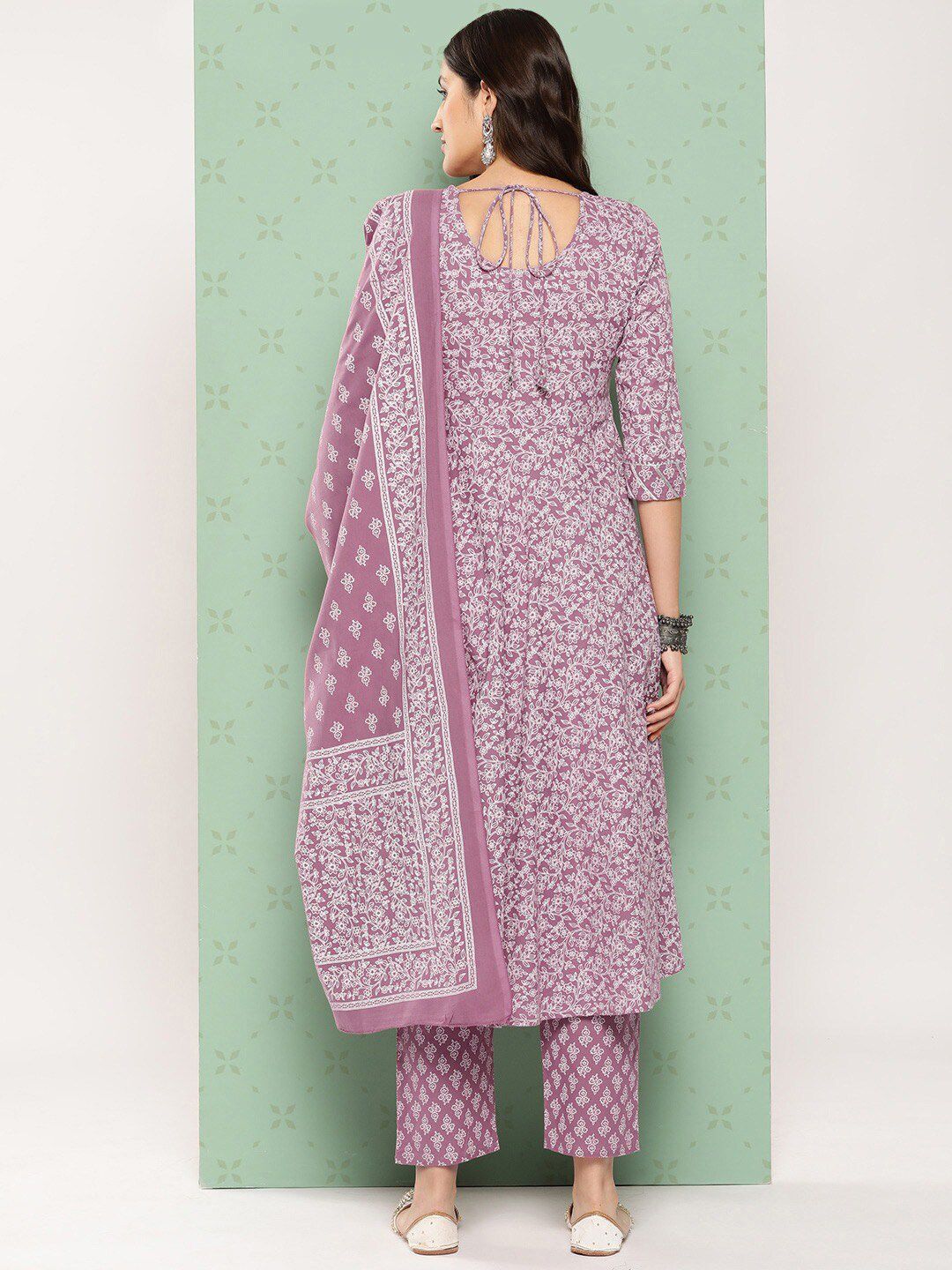 Dhiyona KL Ethnic Motifs Printed Pure Cotton Anarkali Kurta with Trousers & Dupatta