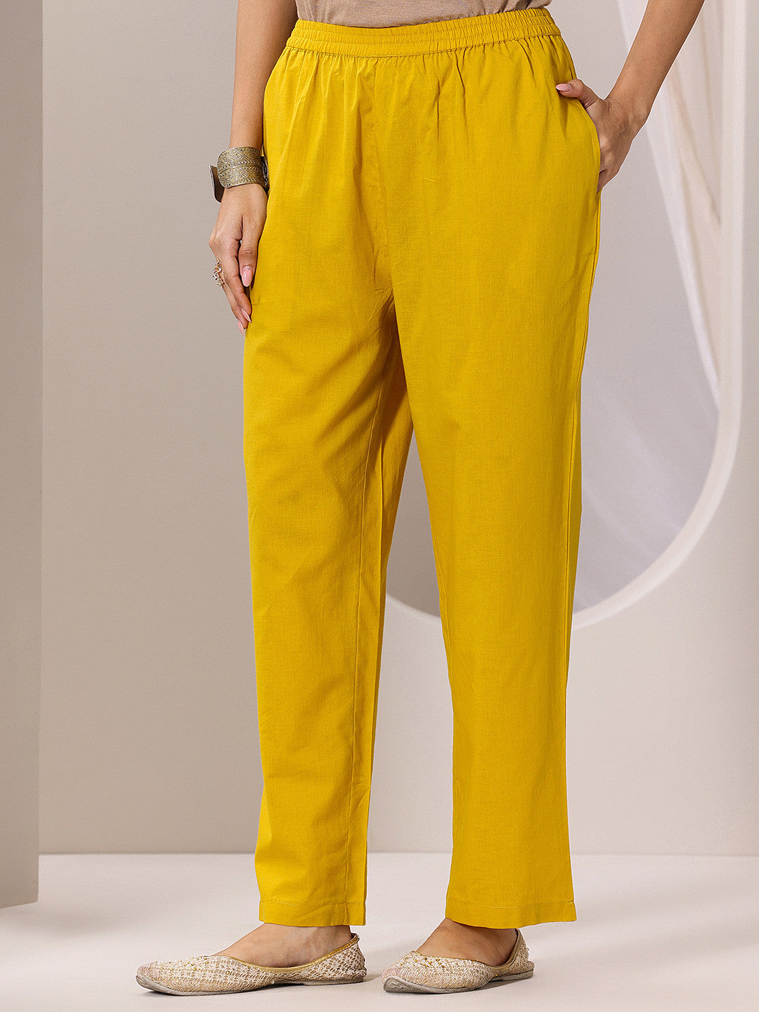 Bandhani Printed Thread Work Straight Kurta With Trousers & Dupatta