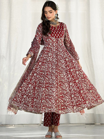 Dhiyona KL Floral Embroidered Gotta Patti Pure Cotton Anarkali Kurta With Trousers & Dupatta