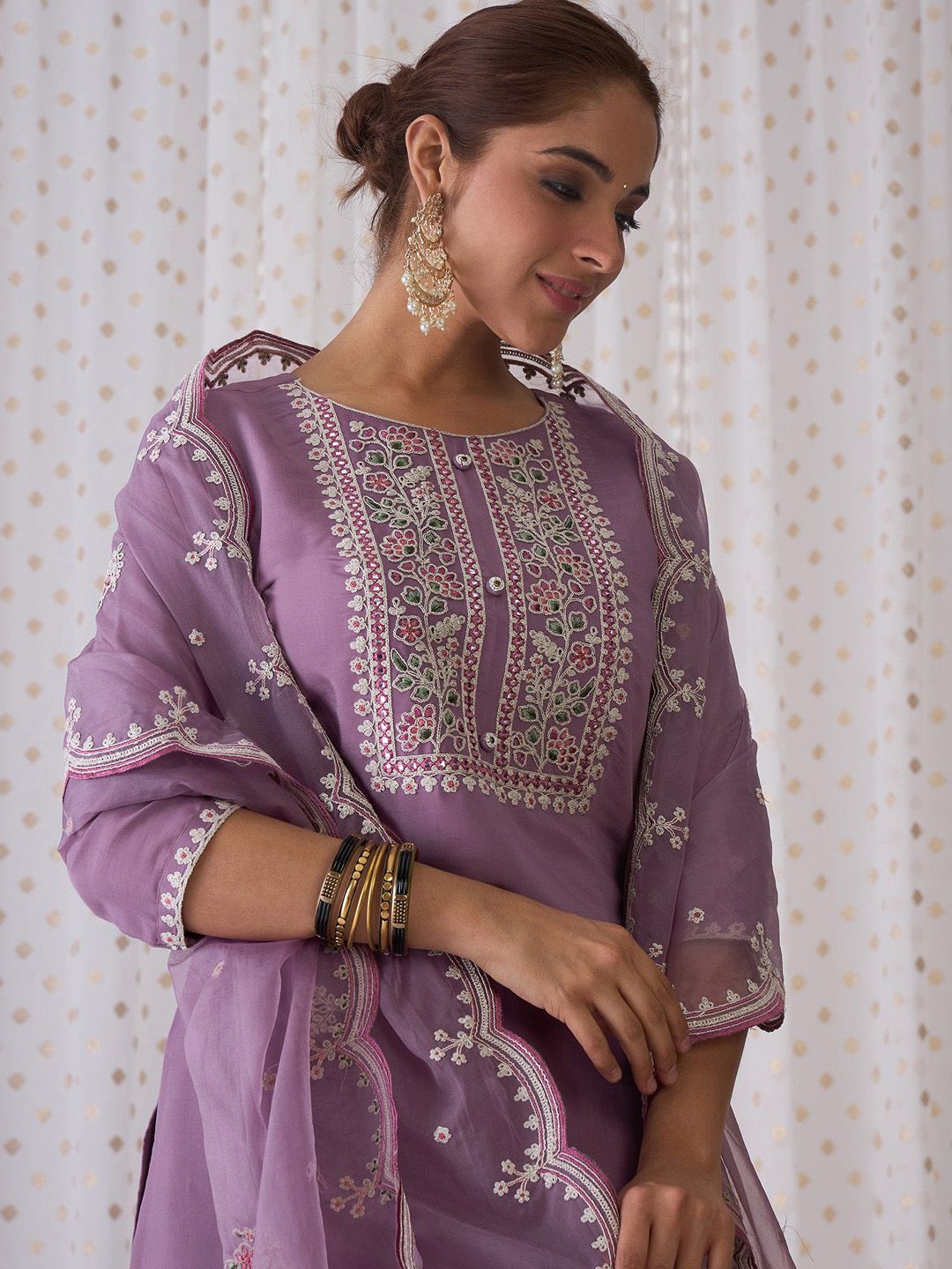 Dhiyona IE Floral Embroidered Round Neck Thread Work Kurta with Trousers & Dupatta