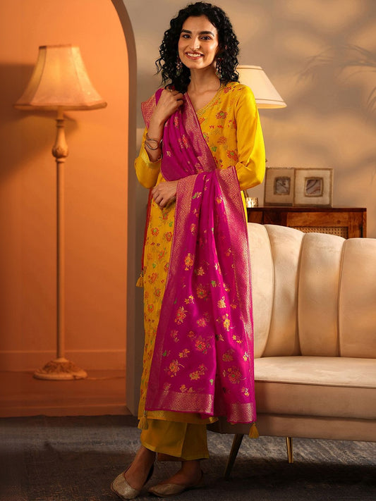 Women Floral Printed Regular Thread Work Kurta with Trousers & With Dupatta