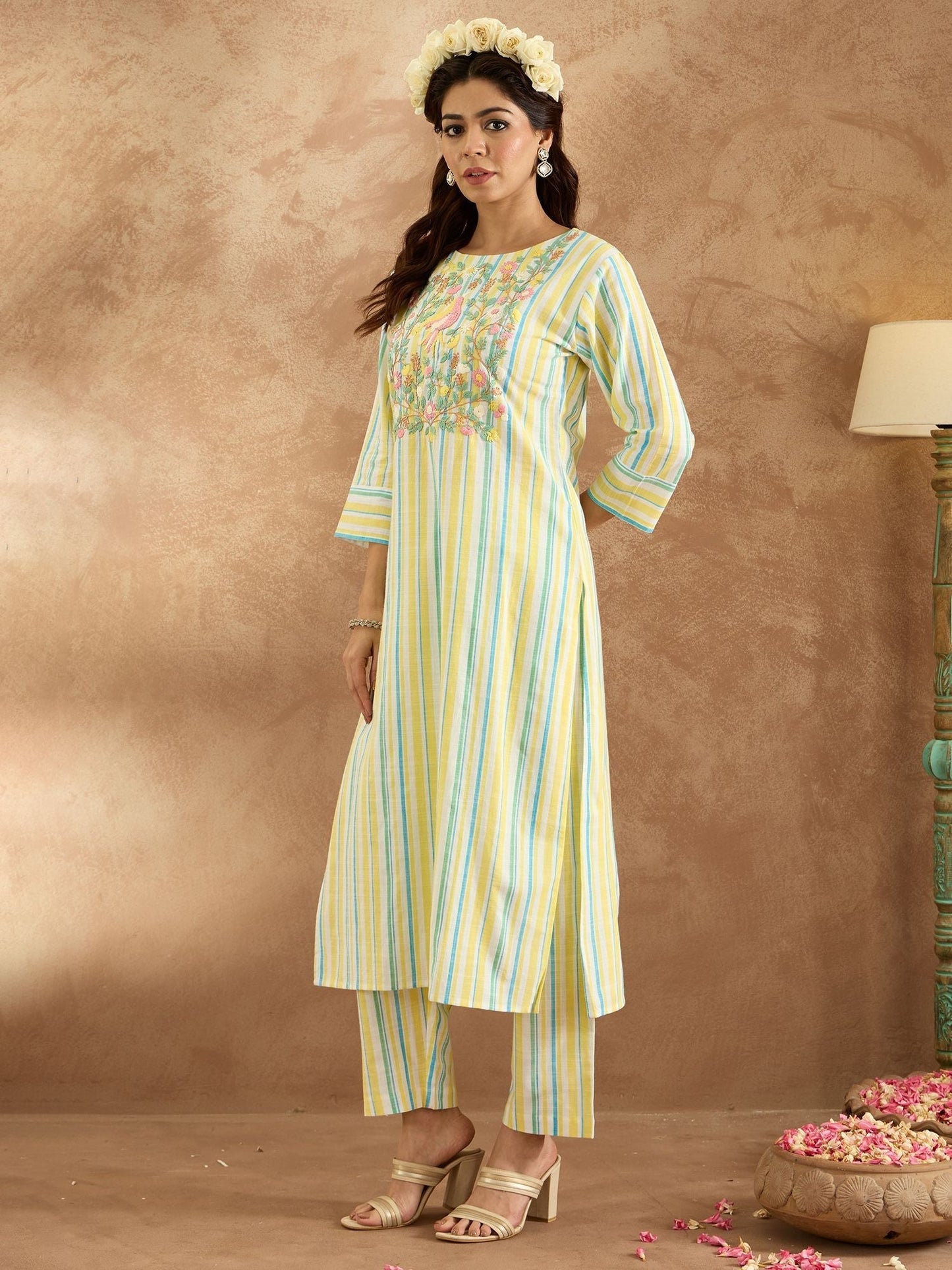 Dhiyona IE Floral Embroidered Pure Cotton Straight Kurta with Trouser