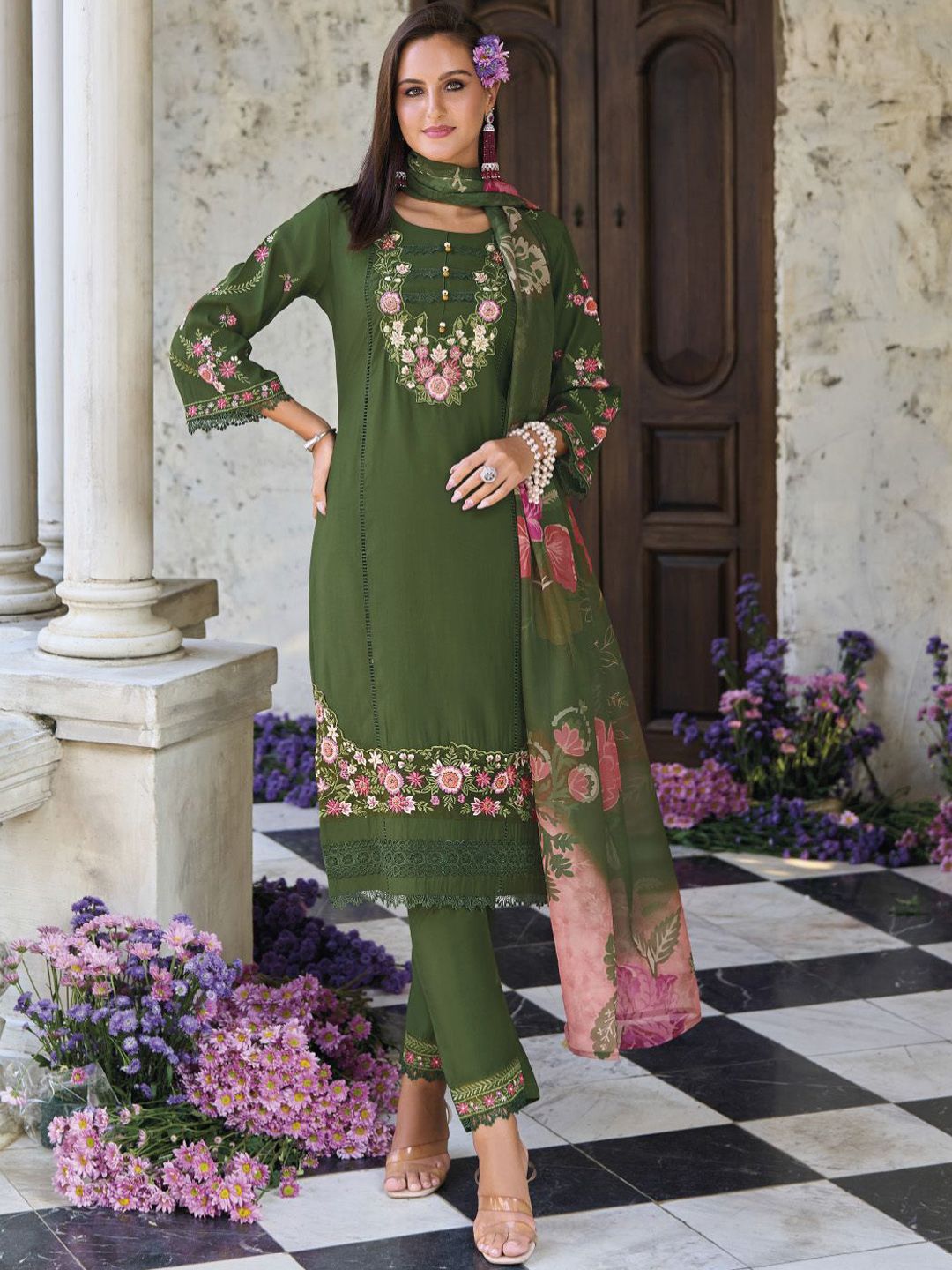 Green Floral Embroidered Thread Work Pure Cotton Straight Kurta With Trouser And Dupatta