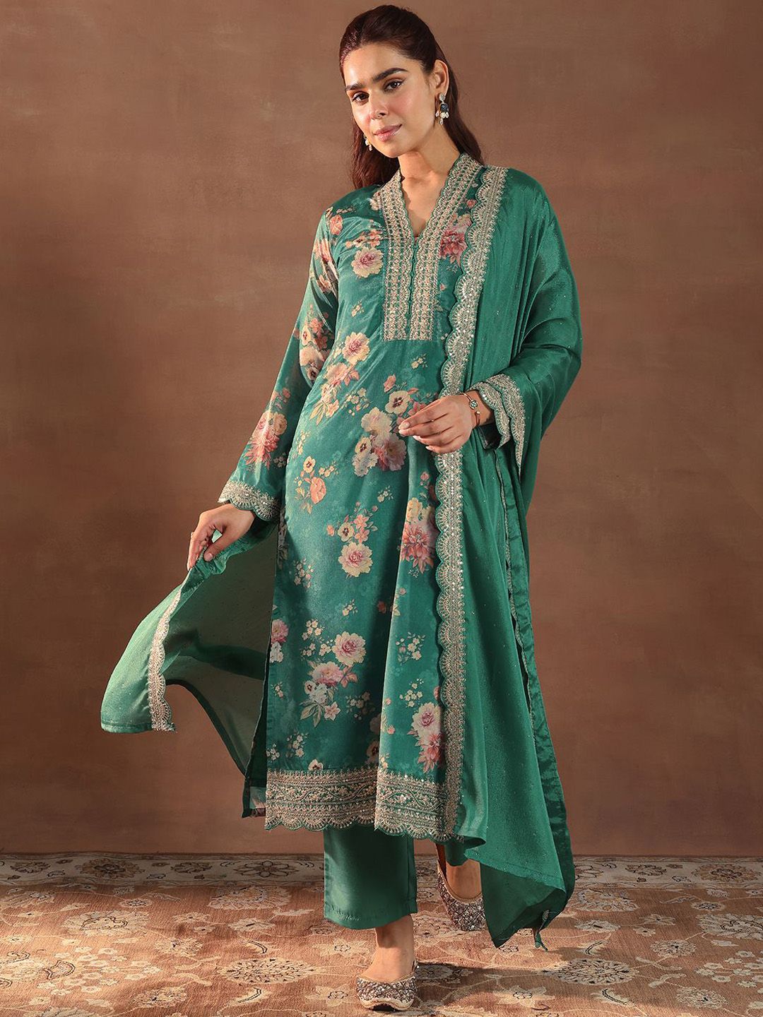 Dhiyona LL Women Floral Printed Regular Kurta with Palazzos & With Dupatta