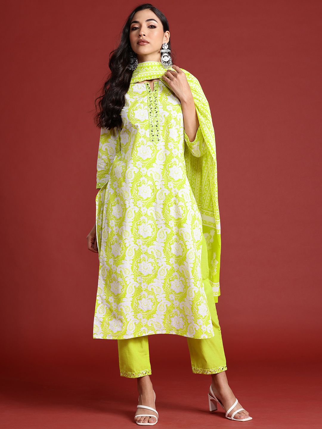 Dhiyona IE Floral Printed Thread Work Pure Cotton Kurta With Trousers & Dupatta