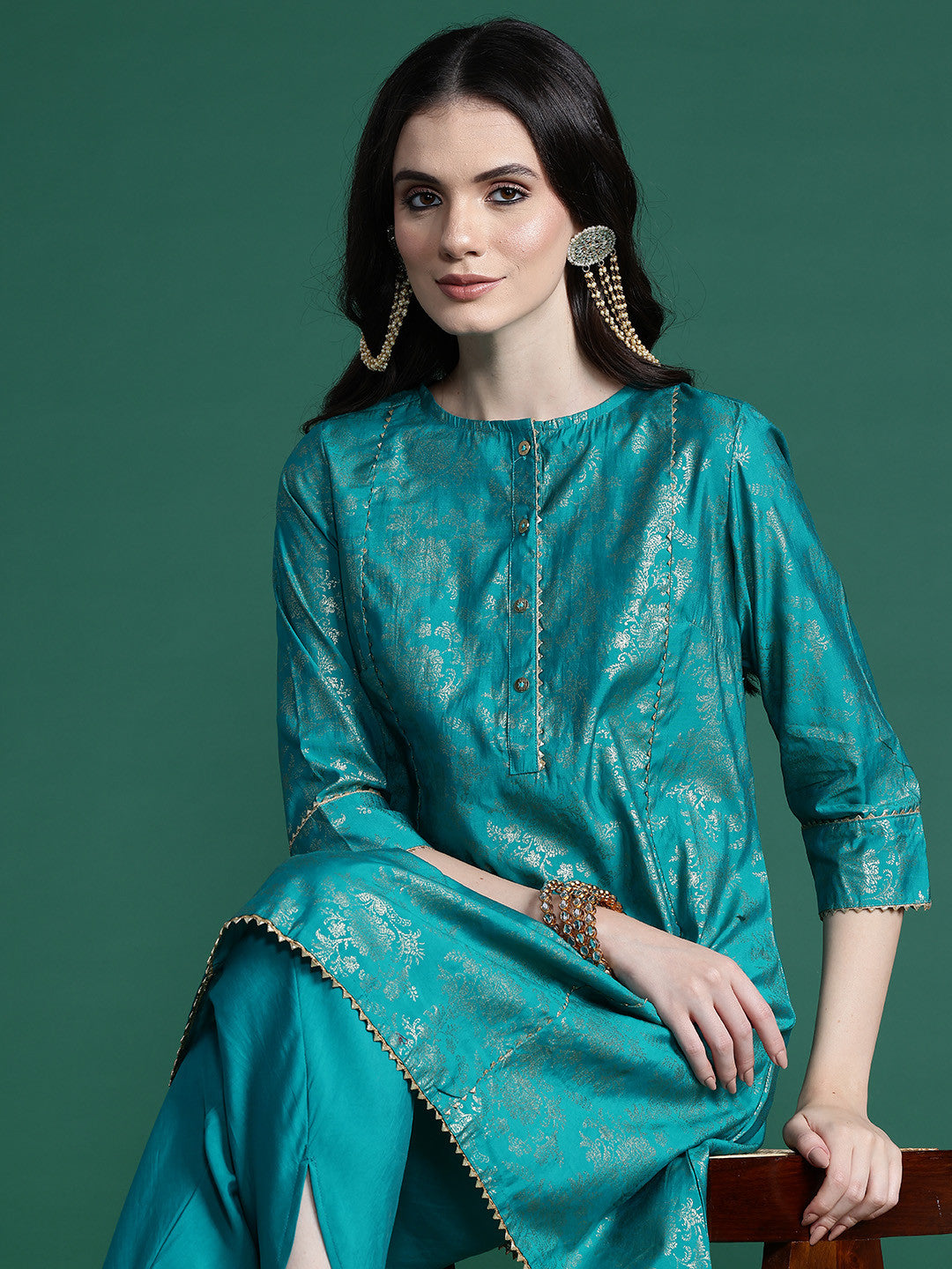 Dhiyona SN Ethnic Motifs Foil Printed Gotta Patti Kurta With Salwar