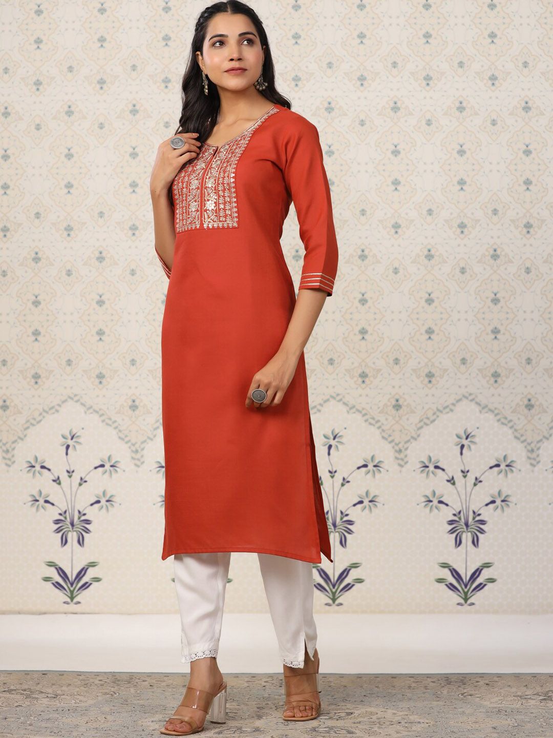 Dhiyona OD  Ethnic Motifs Embroidered Straight Kurta