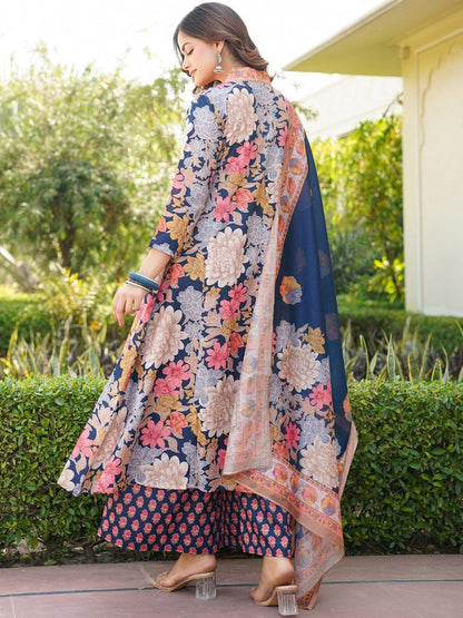Dhiyona KL Women Floral Printed Kurta with Palazzos & Dupatta