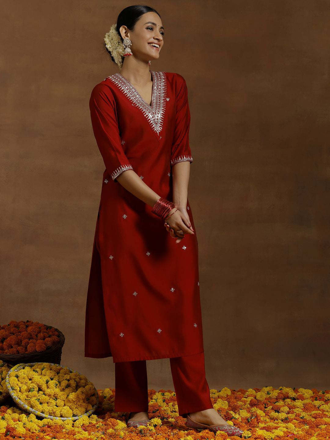 Women Ethnic Motifs Embroidered Regular Kurta with Trousers