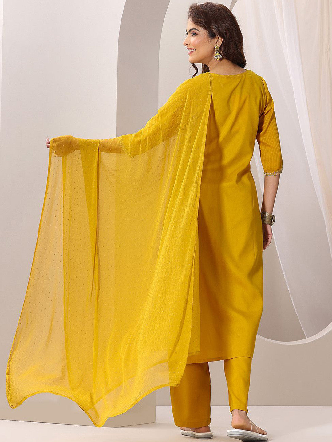 Women Floral Yoke Design Regular Sequinned Kurta with Trousers & With Dupatta