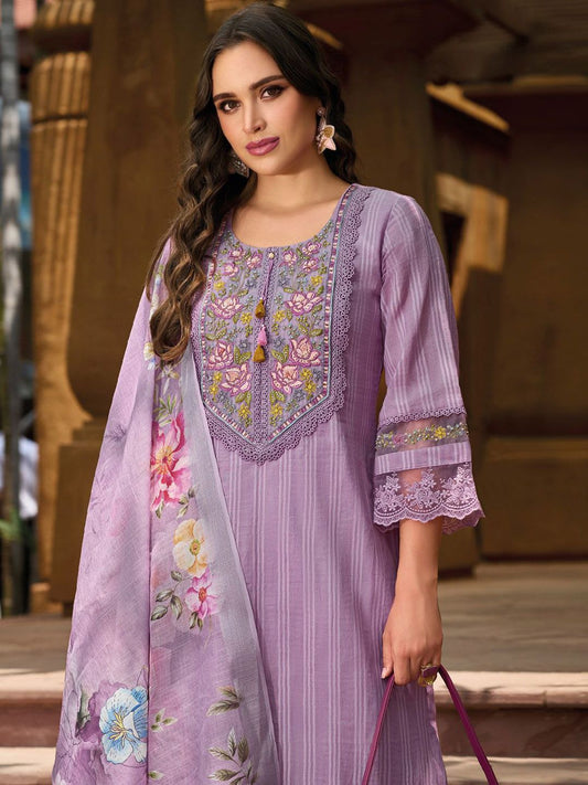 Women Floral Yoke Design Thread Work Linen Kurta with Trousers & With Dupatta