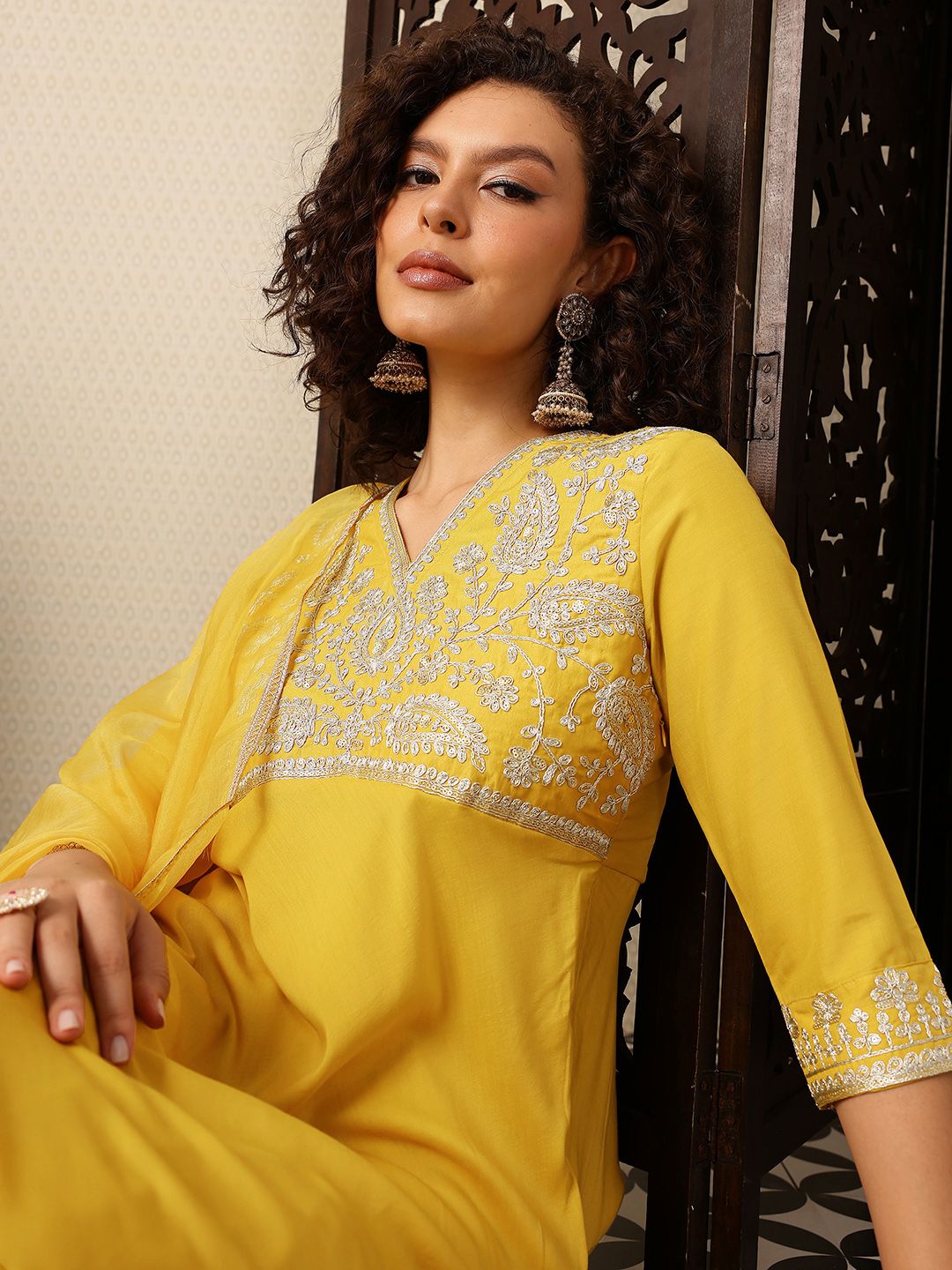 Dhiyona HOP Ethnic Motifs Yoke Design Thread Work Jashn Kurta with Sharara & Dupatta