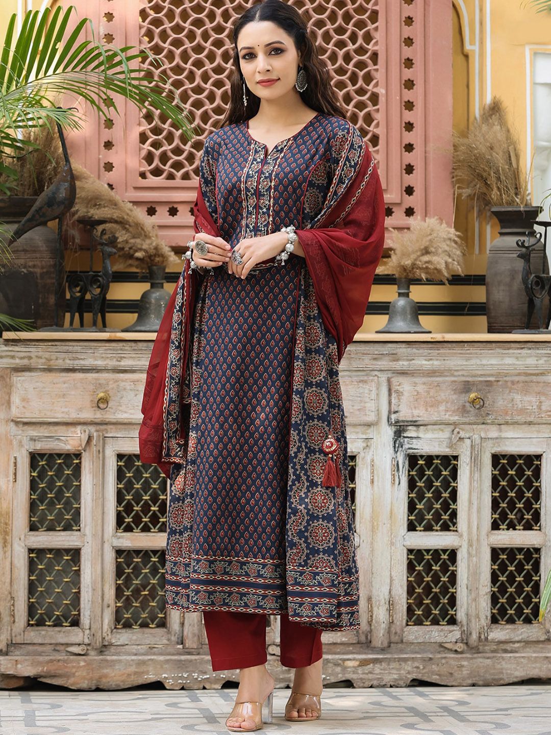 Dhiyona RR Women's Ethnic Motifs Printed Sequinned Pure Cotton Kurta Set