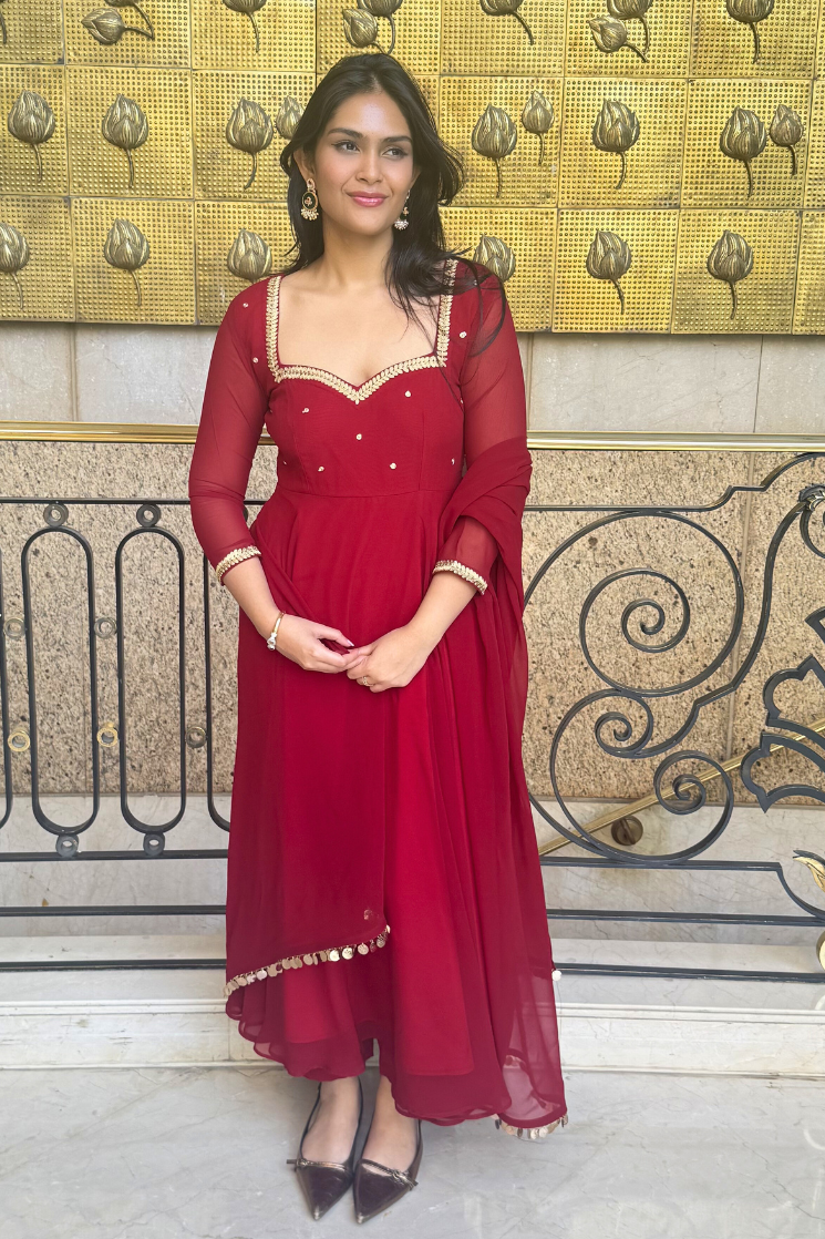 Dhiyona ST 3 pc Suit Set -Maroon Embroidered Georgette Anarkali 3/4th Sleeve Suit with Pants and Dupatta