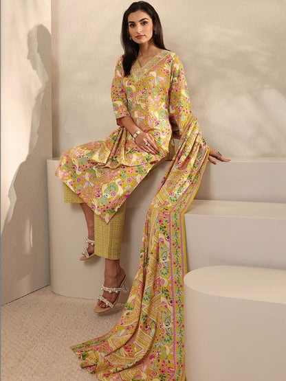 Women Ethnic Motifs Printed Regular Thread Work Kurta with Trousers & With Dupatta
