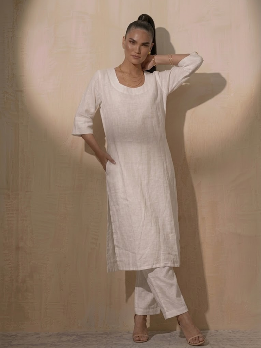 Dhiyona ST Swtantra White Linen Round Neck Elbow Sleeve Kurta with Pants