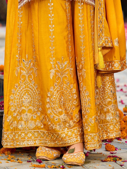 Dhiyona IE Floral Embroidered Zari Straight Kurta With Palazzos And Dupatta