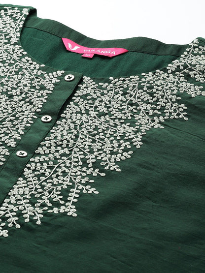 Green Plus Size Floral Embroidered Chanderi Silk Kurta With Trousers & Dupatta