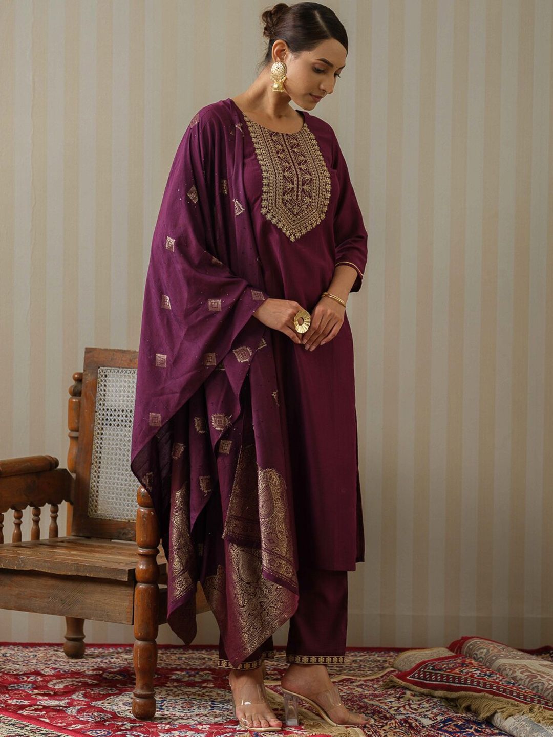 Dhiyona OD  Purple Ethnic Motifs Straight Kurta & Trousers With Dupatta