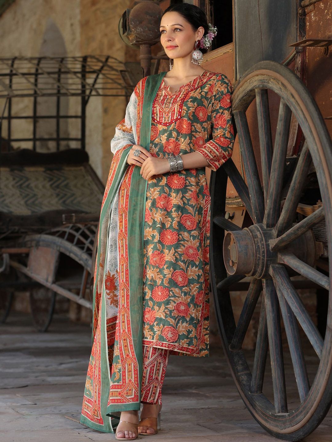 Dhiyona RR Women's Printed Notch Neck Pure Cotton Straight Kurta With Trousers & Dupatta