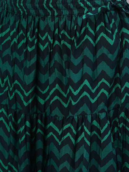 Dhiyona IS Women's Women Navy Blue & Green Printed Kurta with Skirt