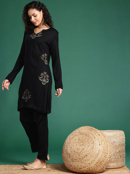Ethnic Motifs Printed Regular Kurta With Trousers
