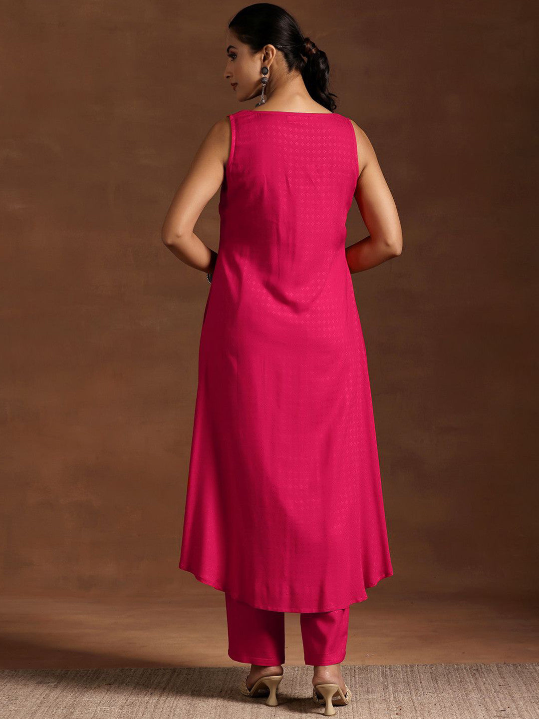 Women Pleated Kurta with Trousers