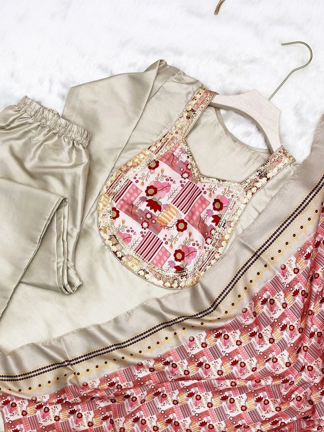 Women Ethnic Motifs Embroidered Regular Thread Work Kurta with Trousers & With Dupatta