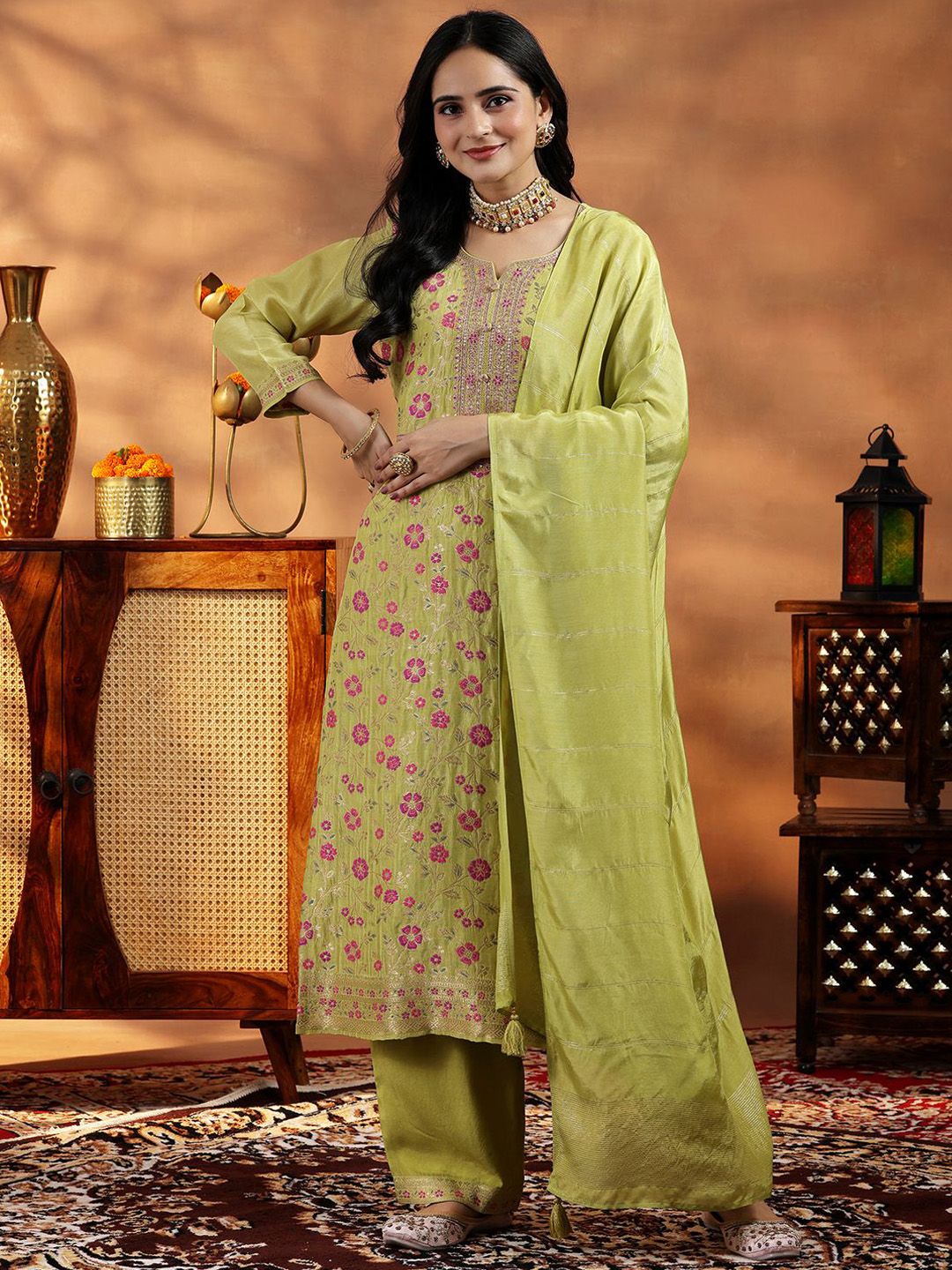 Dhiyona LL Women Floral Regular Kurta with Palazzos & With Dupatta