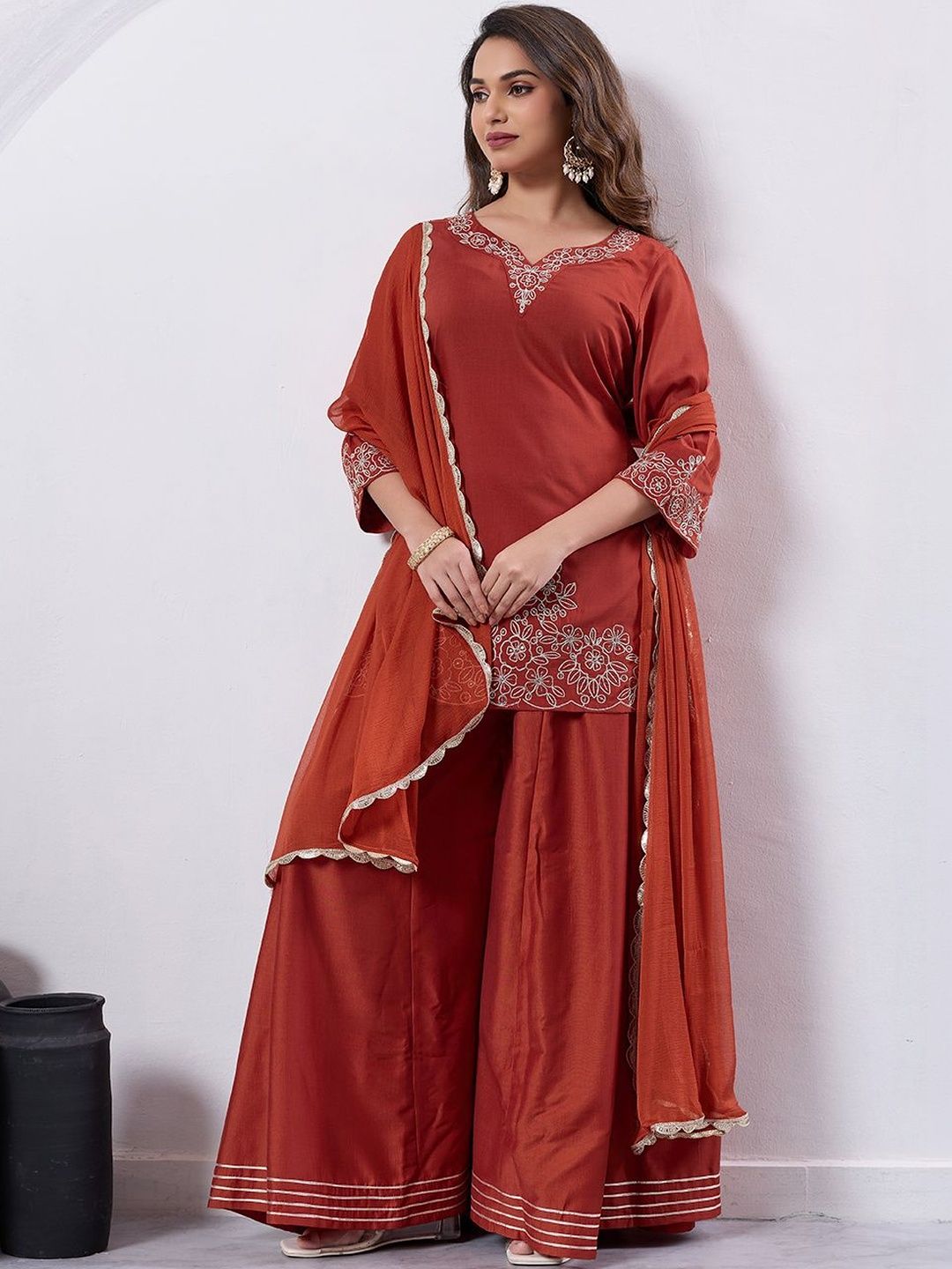 Dhiyona HOP Embroidered V-Neck Kurti Sharara & Dupatta