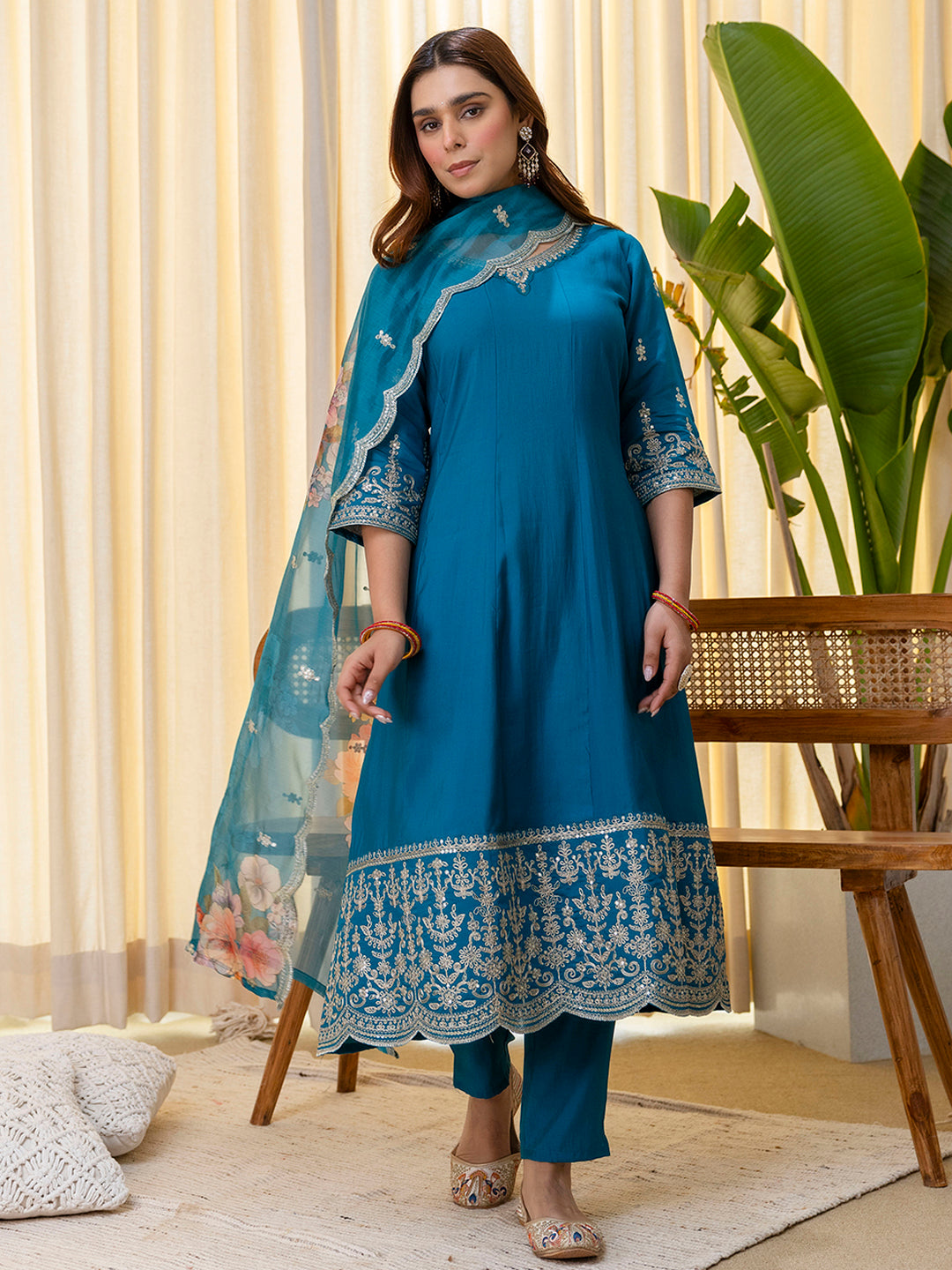 Dhiyona VV Vireya Rama Embroidred Kurta Sets with Sequins Work Women Suits