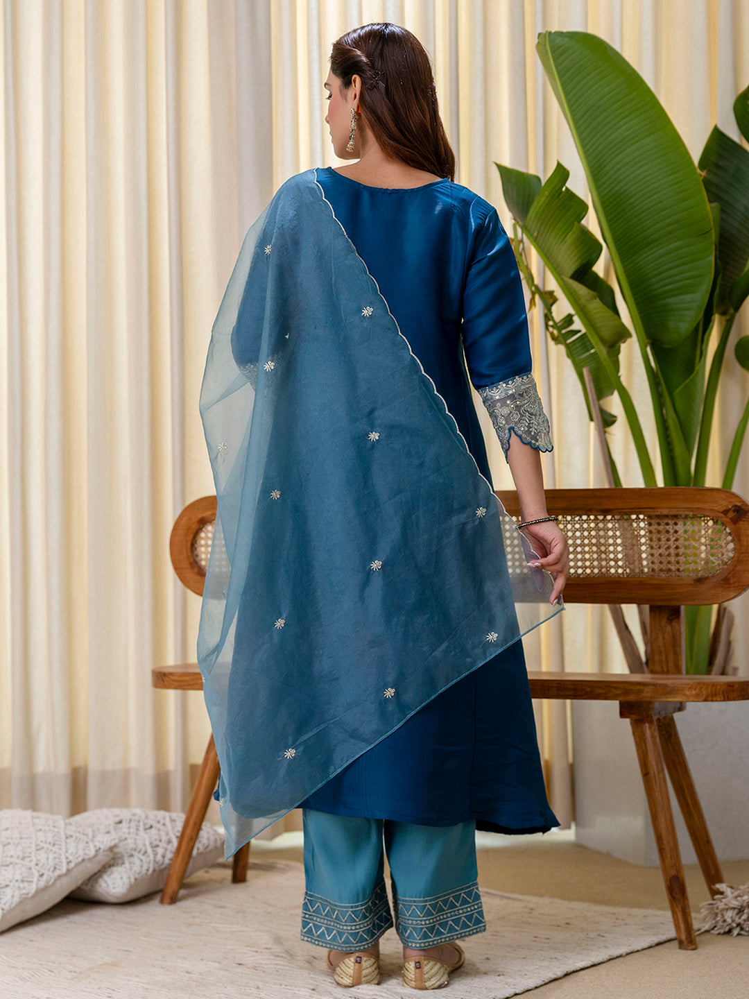 Dhiyona VV Teal-blue Embroidred Kurta Sets with Sequins Work Women Suits