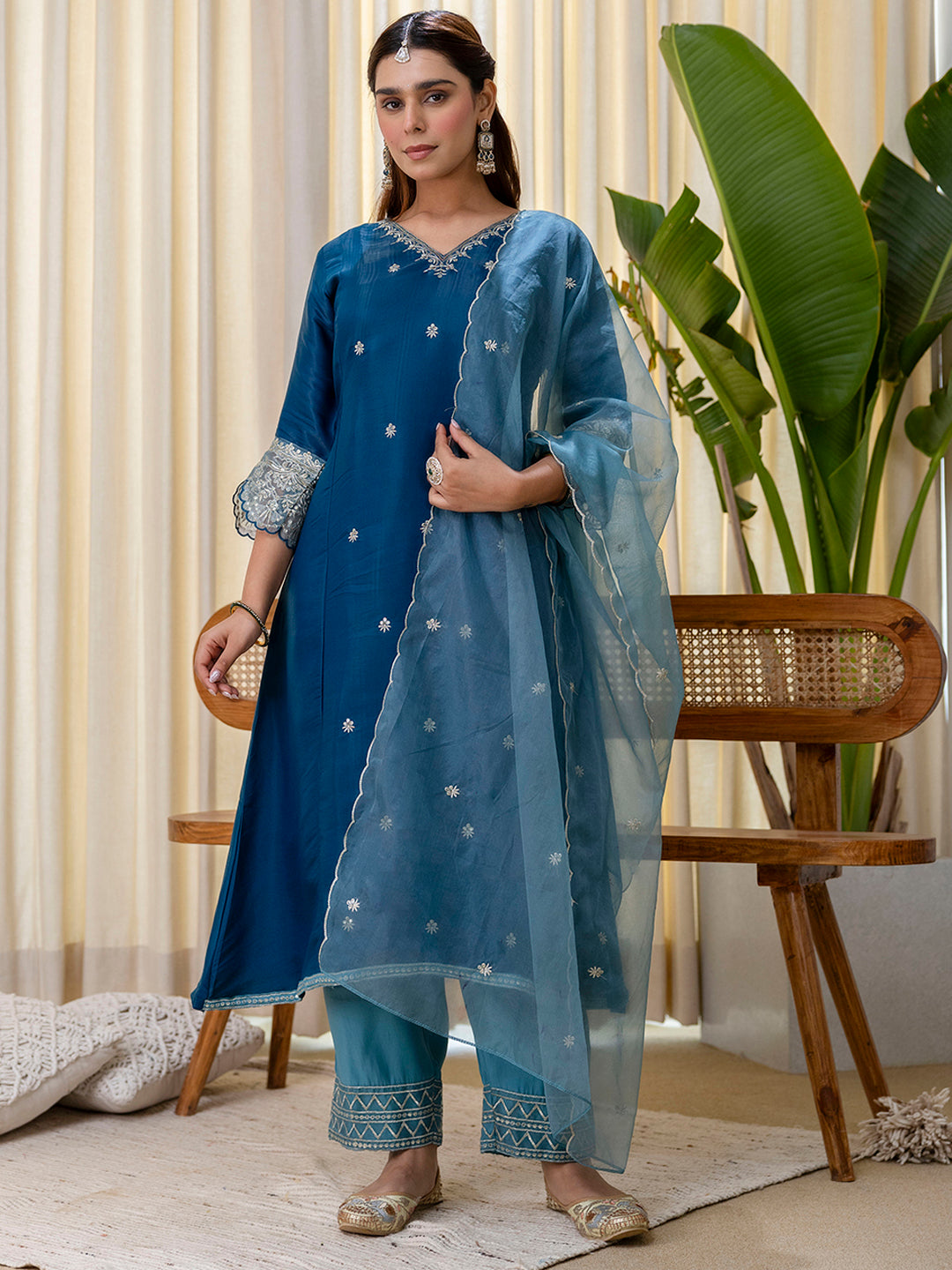 Dhiyona VV Teal-blue Embroidred Kurta Sets with Sequins Work Women Suits