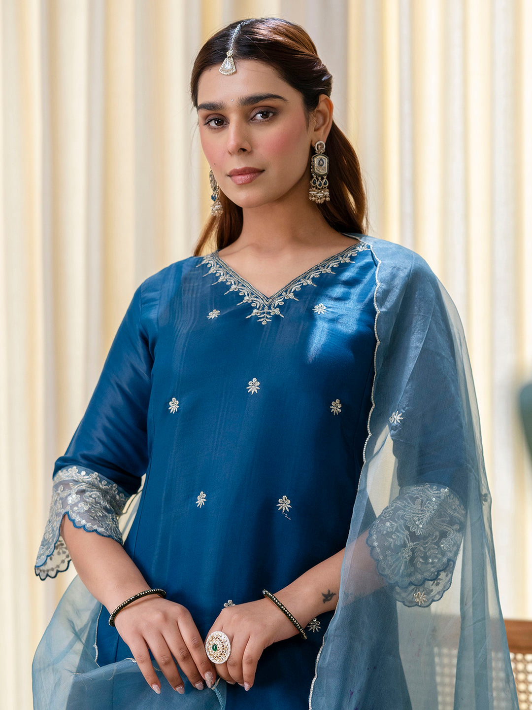 Dhiyona VV Teal-blue Embroidred Kurta Sets with Sequins Work Women Suits