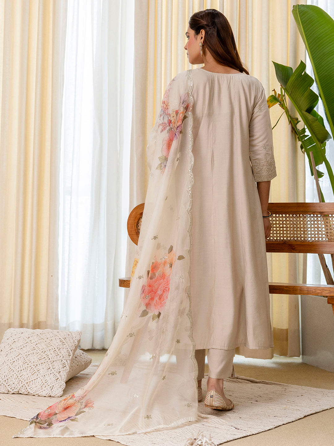 Dhiyona VV Vireya Grey Embroidred Kurta Sets with Sequins Work Women Suits