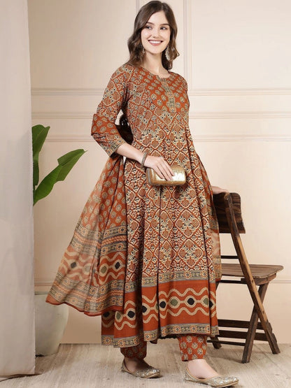 Women Ethnic Motifs Printed Empire Pure Cotton Kurta with Trousers & With Dupatta