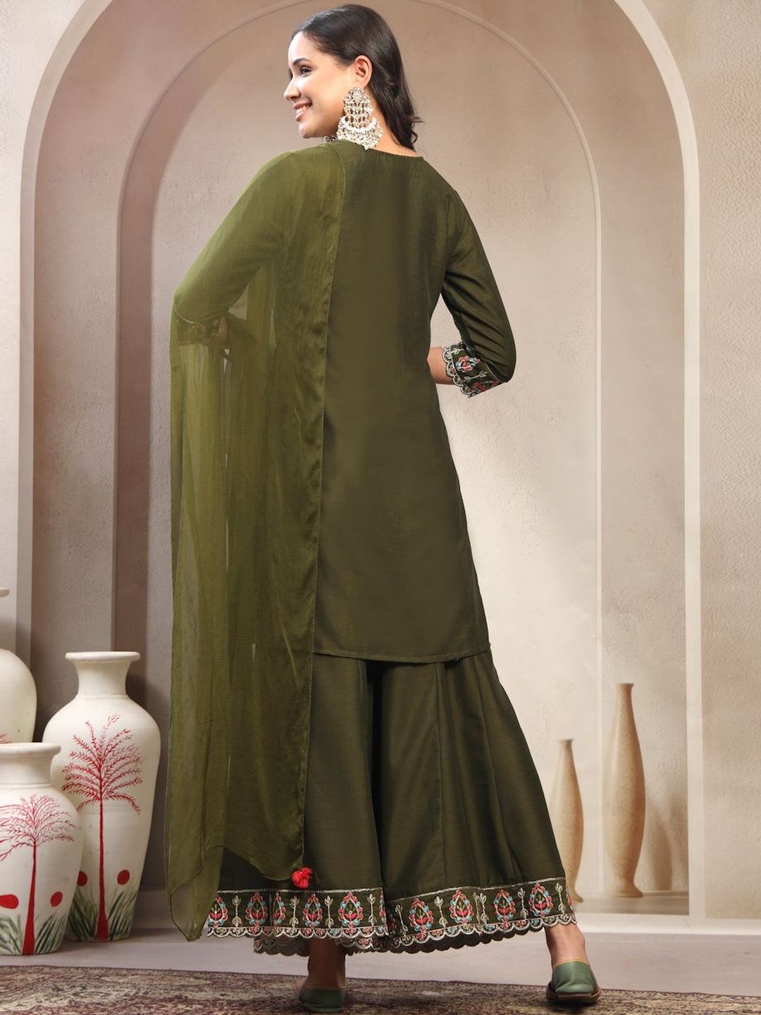 Dhiyona HOP Embroidered Tie-Up Neck Kurta & Sharara & Dupatta Set